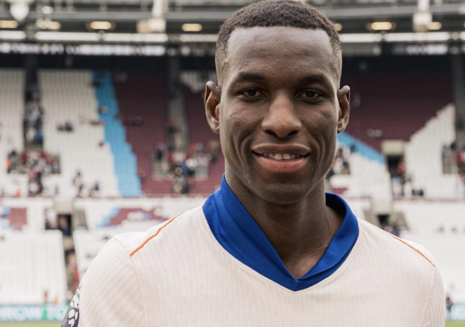 开云APP-德天空：雅克松加盟拜仁的交易目前处于搁置状态，但并未取消