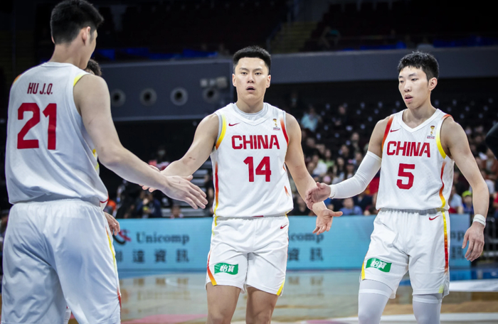 开云在线直播-给机会就敢打！砍9分11板+在场狂赢21分，你成功保住了国家队位置|李弘权|中国男篮|郭士强|世预赛|赵继伟_新浪体育_新浪新闻
