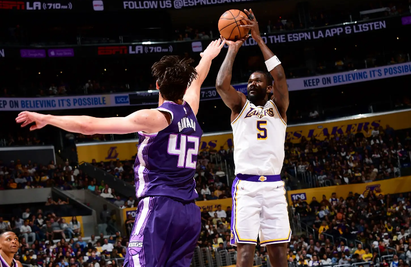 开云体育-面对弱旅状态有所回暖，但湖人先发中锋的情况依然有些令人担心？